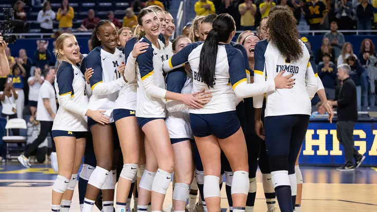 Volleyball Highlights at Ohio State (Oct. 24)
