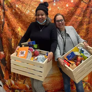 Thanksgiving Food Drive Feature