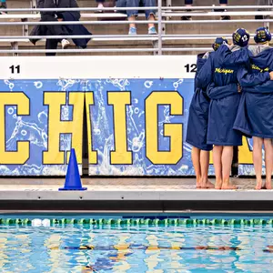 Michigan Water Polo huddle