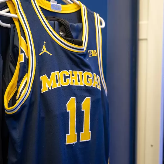 Men's basketball jersey road away