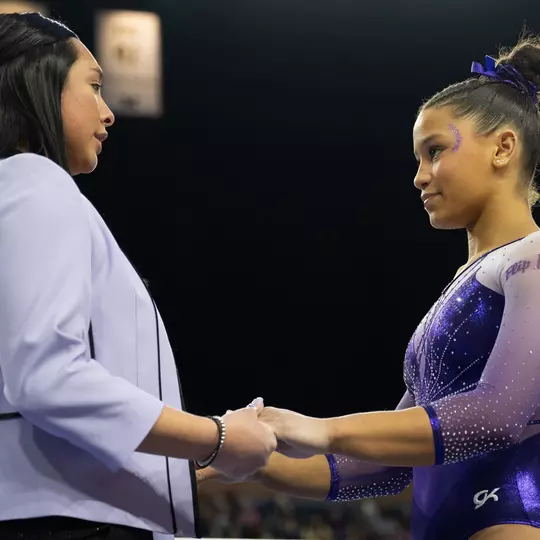 Maile'ana Kanewa-Hermelyn and Ava Jordan