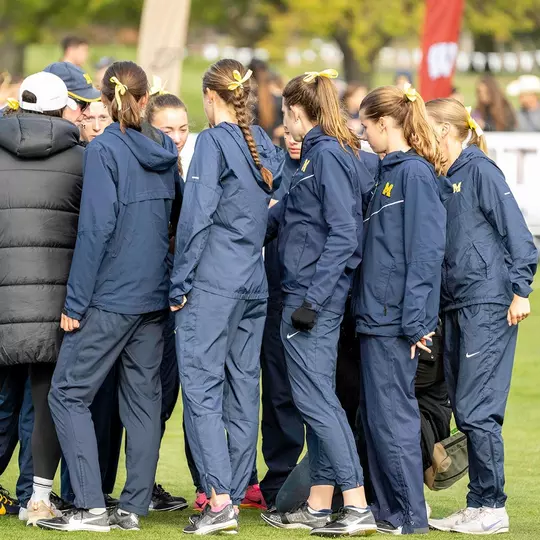 Women's Cross Country Team Huddle
