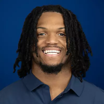 Troy Bowles headshot