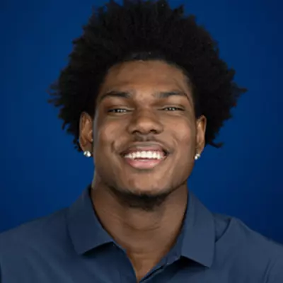 Shamari Earls headshot