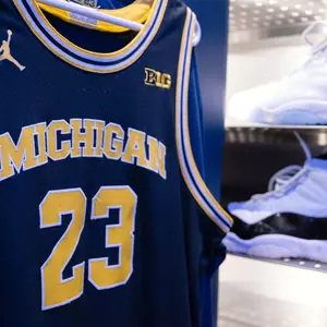 Michigan Men's Basketball Jersey in Locker