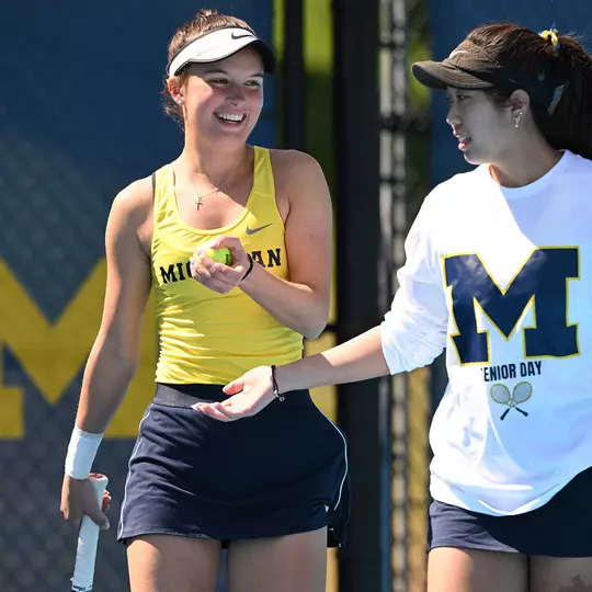 Lily Jones, Jessica Bernarles