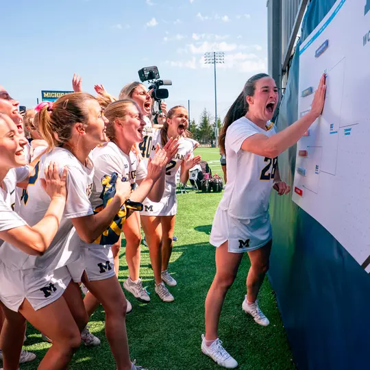 Women's Lacrosse Bracket Celebration