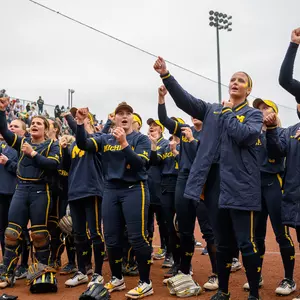 Softball The Victors