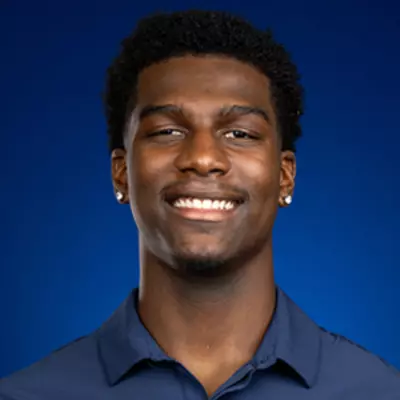 Carter Meadows headshot