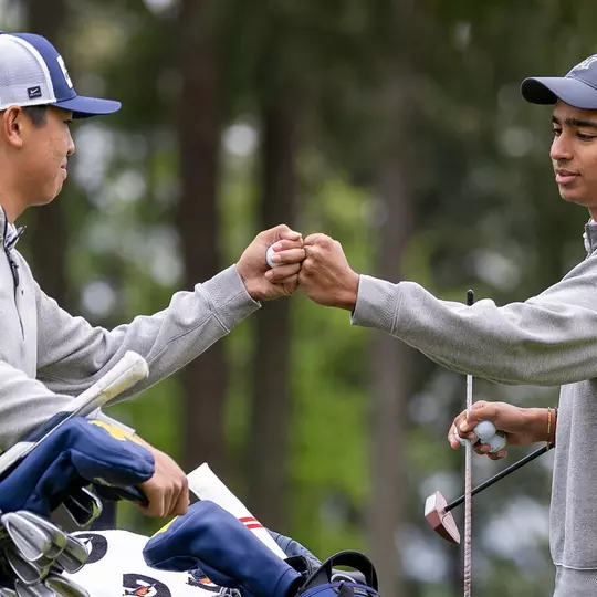 Men's Golf Fist Bump