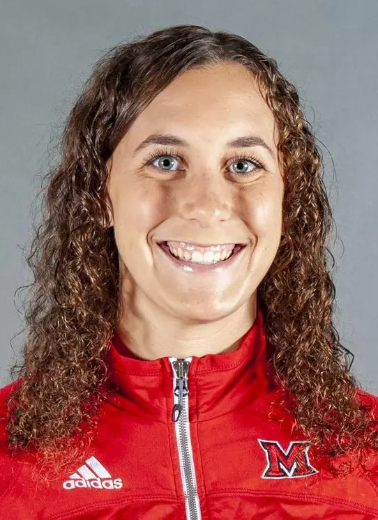 Hannah Wessel Headshot