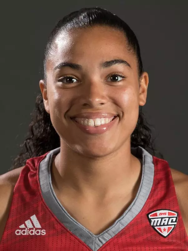 Alexis Straw Headshot