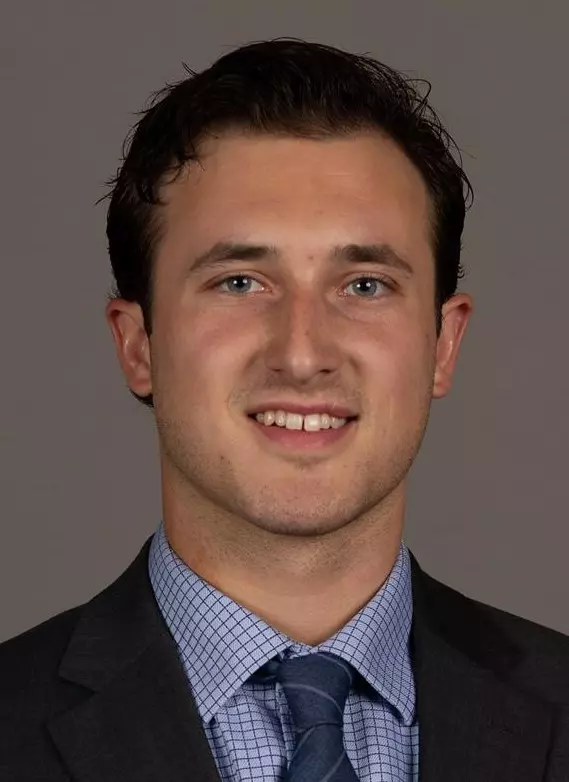 D1419 Hockey Portraits & Social Media