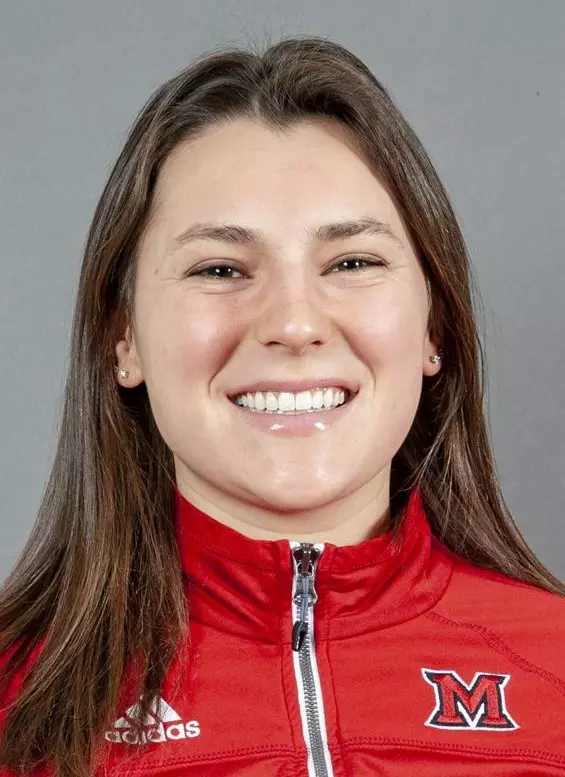 Sarah Wolanske Headshot