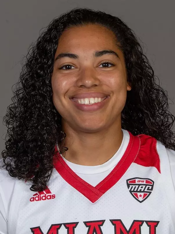 D3620 Womens Basketball Team Portraits & Groups