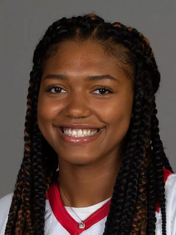 D3620 Womens Basketball Team Portraits & Groups