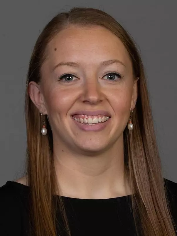 D3620 Womens Basketball Team Portraits & Groups