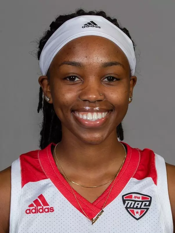 D3620 Womens Basketball Team Portraits & Groups