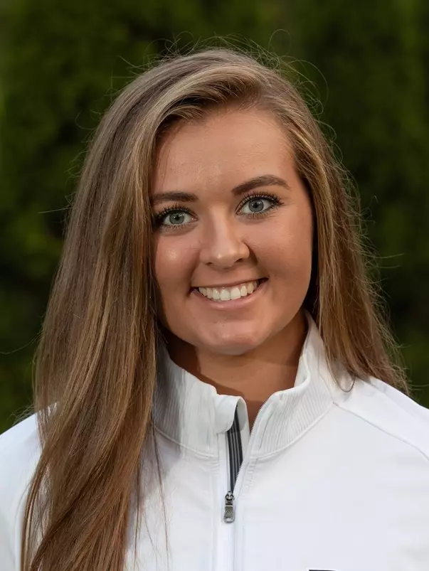 Courtney Vierstra Headshots