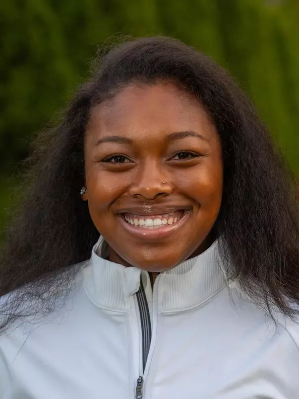 Jada Dotson Headshot