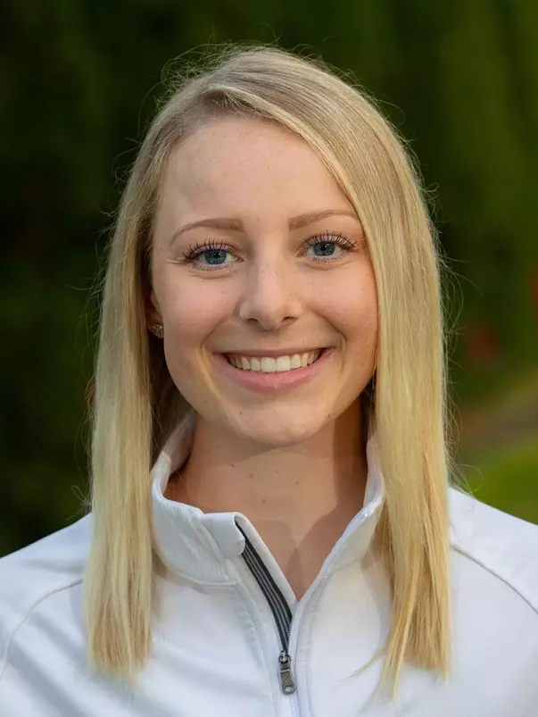 Mackenzie Moore Headshot