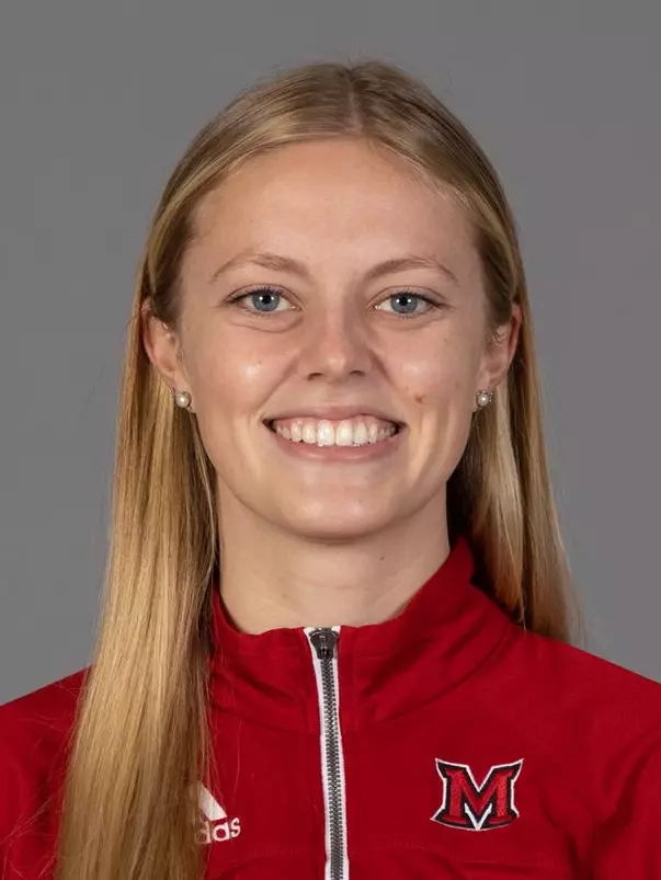 D1021 Womens Swimming Headshots