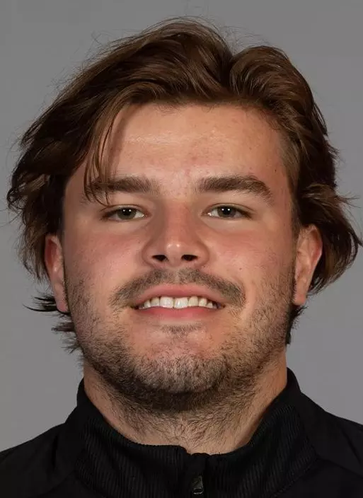 D0721 Football Portraits & Social Media