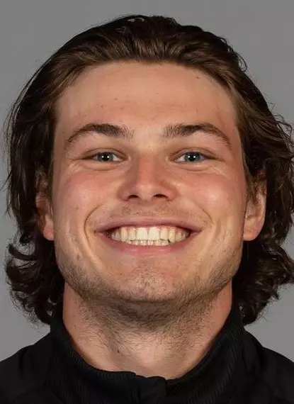 D0721 Football Portraits & Social Media