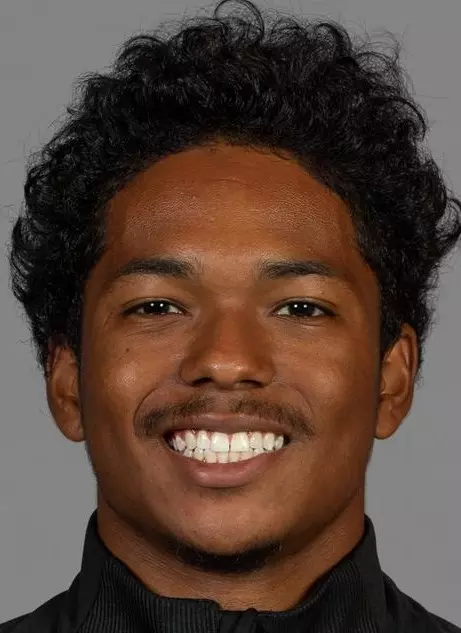 D0721 Football Portraits & Social Media