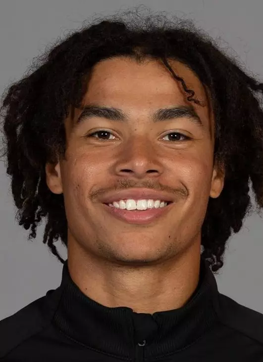 D0721 Football Portraits & Social Media