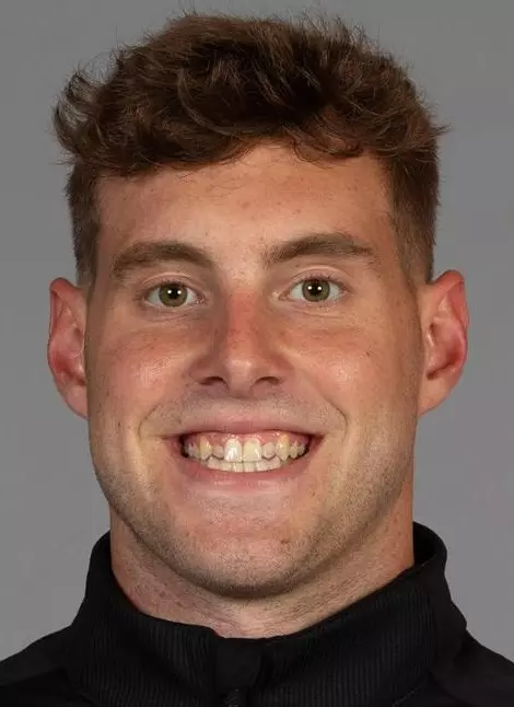 D0721 Football Portraits & Social Media