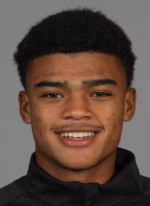 D0721 Football Portraits & Social Media