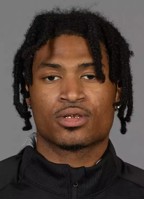 D0721 Football Portraits & Social Media