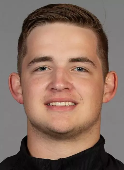 D0721 Football Portraits & Social Media