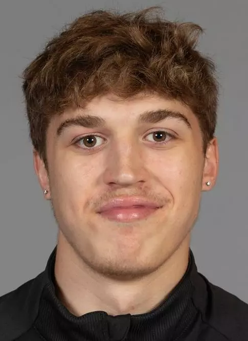 D0721 Football Portraits & Social Media