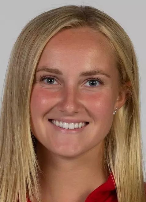 D0822 Field Hockey Portraits & Social Media