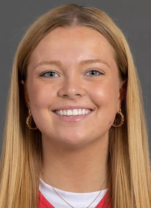 D0623 Womens Basketball Portraits & Social Media