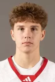 D2526 Mens Baskeball media day team HS posed