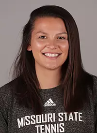 Anna Alons Head Shot