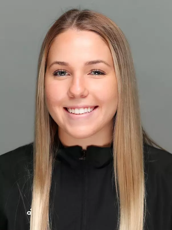 Chloe Nelson