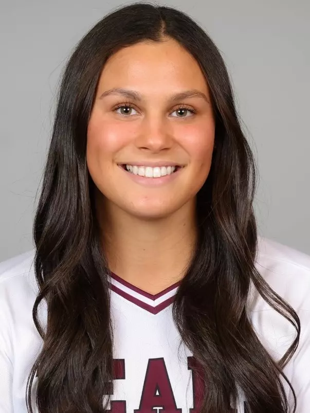 Softball portraits on November 16, 2022. Kevin White/Missouri State University