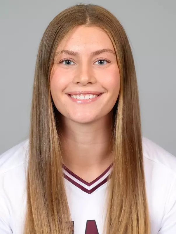 Softball portraits on November 16, 2022. Kevin White/Missouri State University