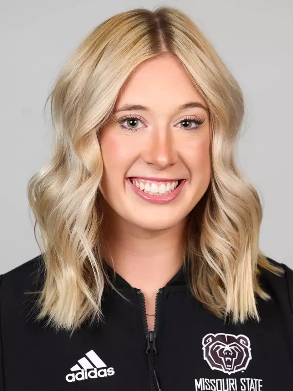 Track and Field portraits on November 16, 2022. Kevin White/Missouri State University