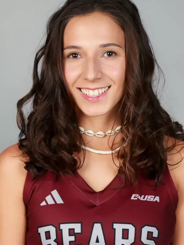 Manuela Niemeyer headshot