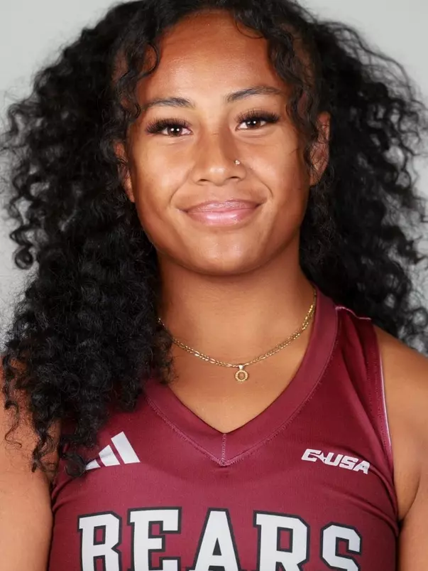 Olivia Muriel headshot