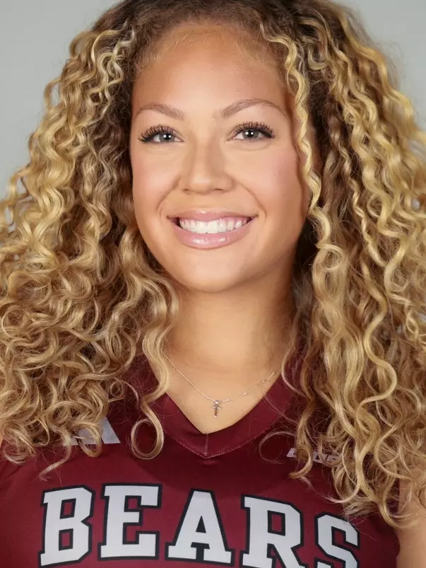 Olivia Rattler headshot