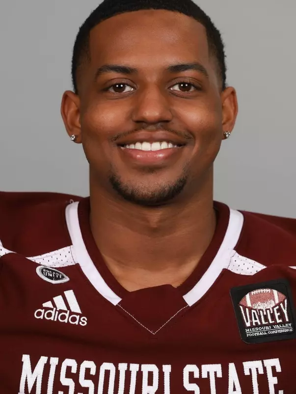 Football fall 2023 portraits at Plaster sport Complex on April 28, 2023. Kevin White/Missouri State University
