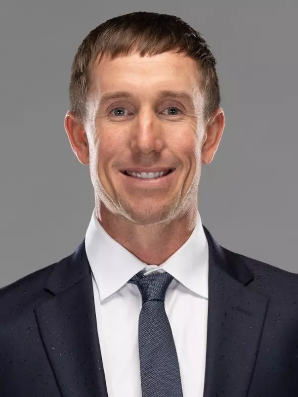 Danny Frid headshot