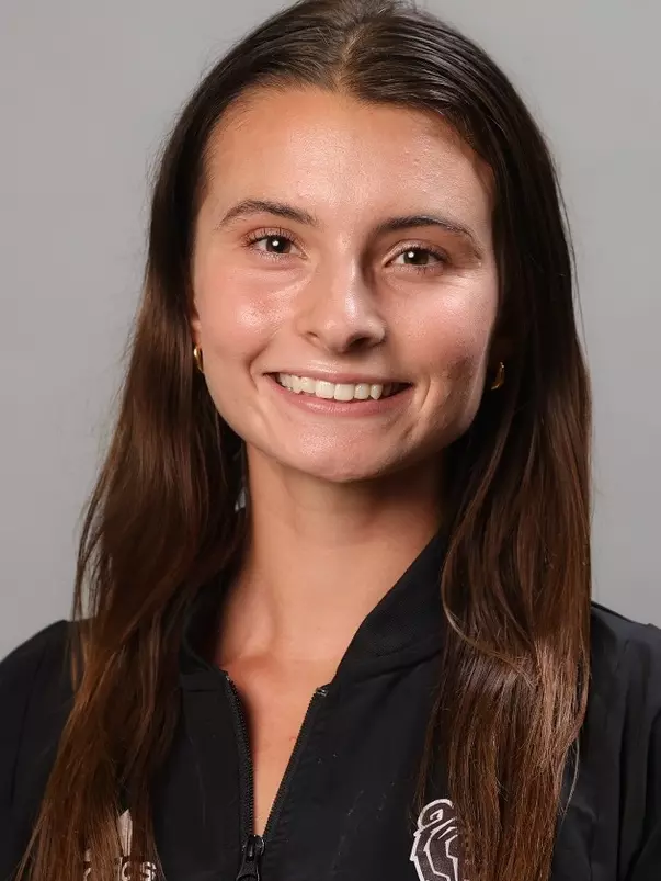 Ella Cronhardt
