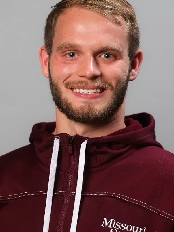 Dylan Moffatt headshot